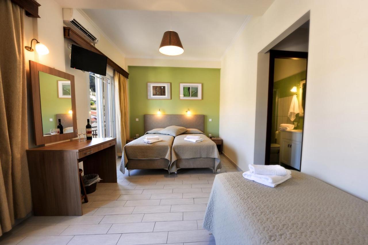Ilios Hotel Lákka Buitenkant foto