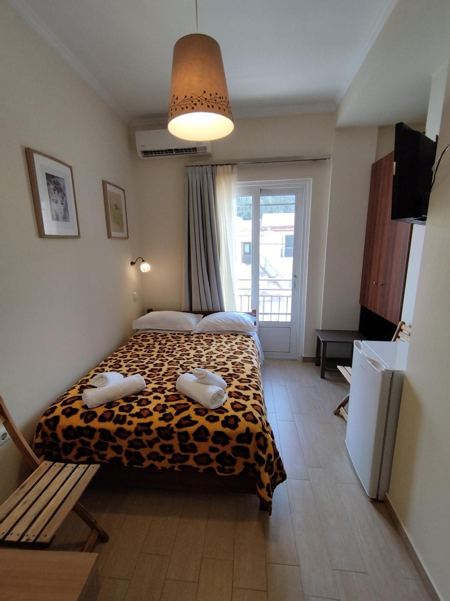 Ilios Hotel Lákka Buitenkant foto