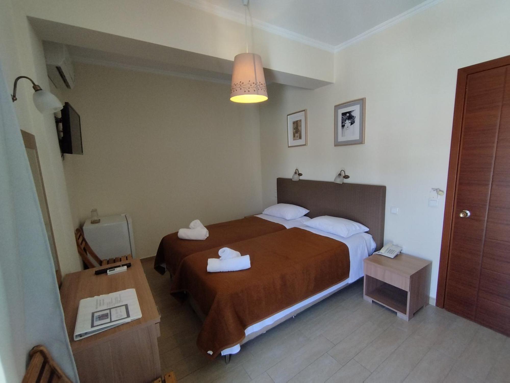 Ilios Hotel Lákka Buitenkant foto